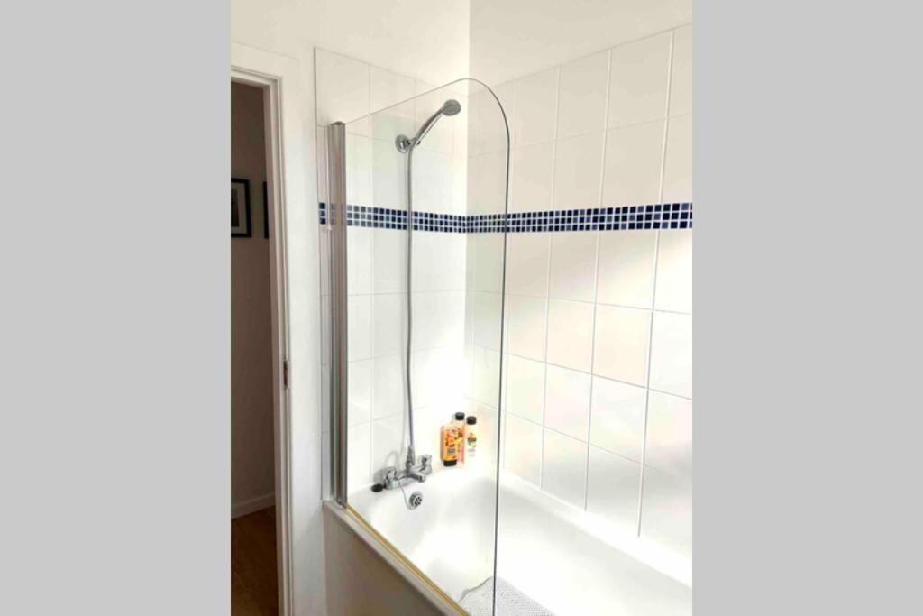 Flat 5 Eia House Apartment Belfast Ngoại thất bức ảnh